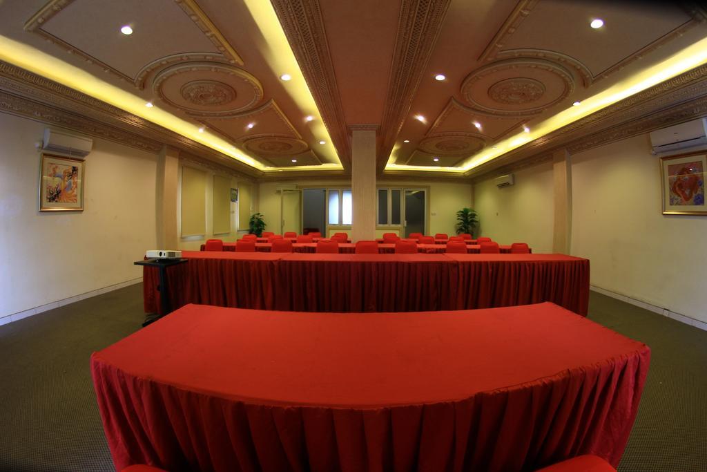 เซเรีย บูทิก โฮเต็ล Hotel Maguwo ภายนอก รูปภาพ